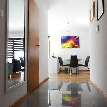 Beautiful City Centre Apartament-3